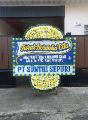 Papan Bunga Duka di Condong