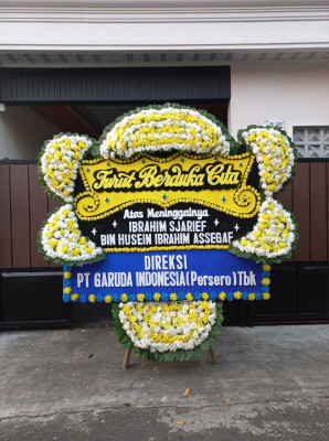 Papan Bunga Duka di Condong